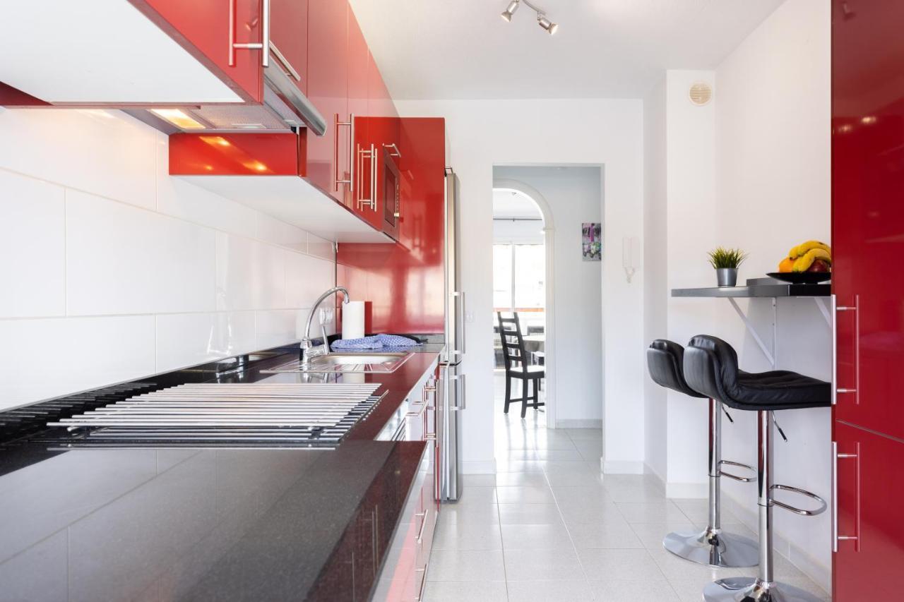 Black And White Apartment Free Wifi Los Cristianos  Exterior foto