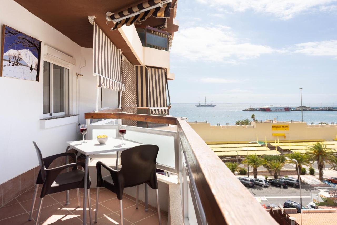 Black And White Apartment Free Wifi Los Cristianos  Exterior foto